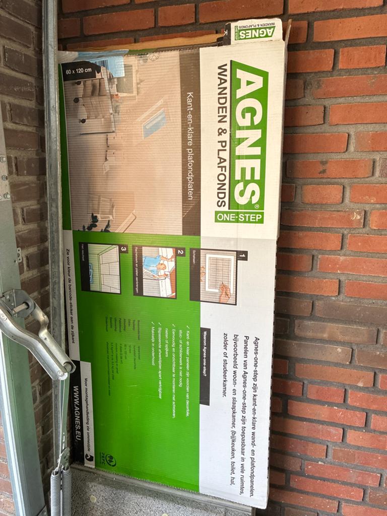 Agnes plafondplaten 60x120 cm - 1 gebruikt, rest nieuw, Ophalen of Verzenden, Zo goed als nieuw, Hout, Minder dan 20 mm