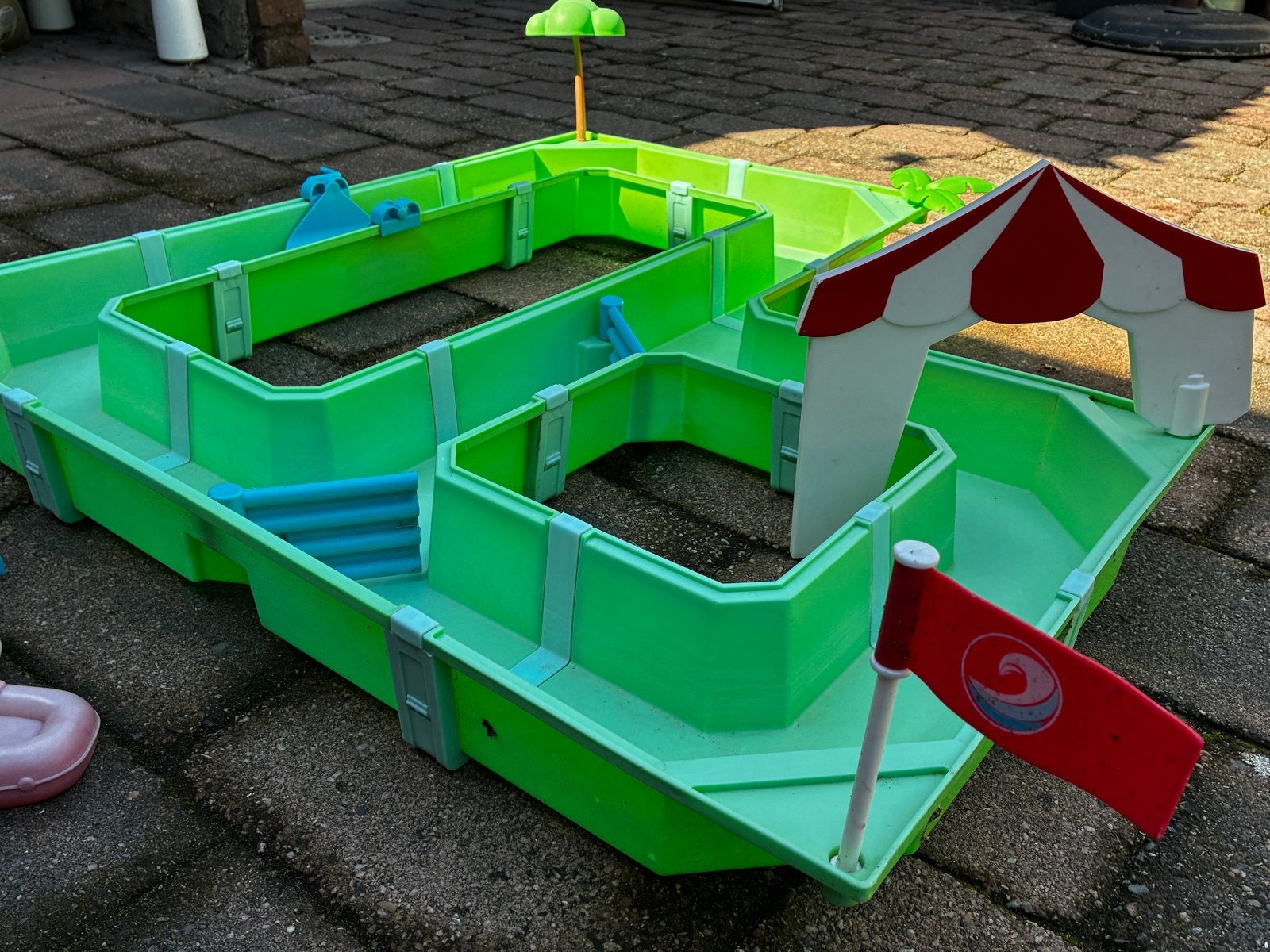 Leuke Waterbaan Speelset met Bootjes en Poppetjes, Ophalen, Gebruikt