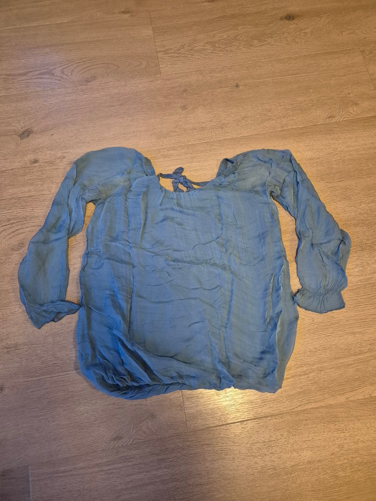 Blauwe top maat S, Kleding | Dames, Tops, Blauw, Ophalen of Verzenden, Zo goed als nieuw, Lange mouw