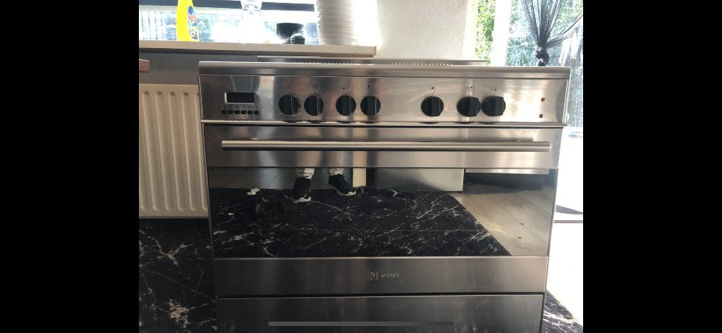 M-System Vrijstaand Keramisch Fornuis met Oven, Witgoed en Apparatuur, 60 cm of meer, Keramisch, Zo goed als nieuw, Vrijstaand