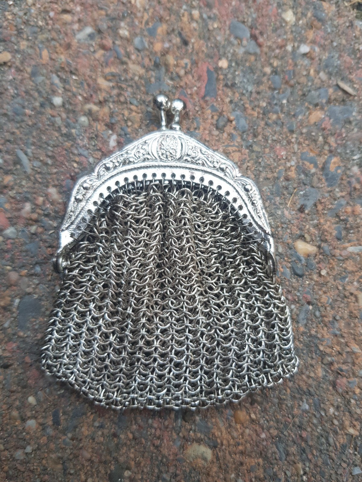 Antiek zilverkleurig beursje/tasje, ca. 7cm, Ophalen of Verzenden, Overige materialen