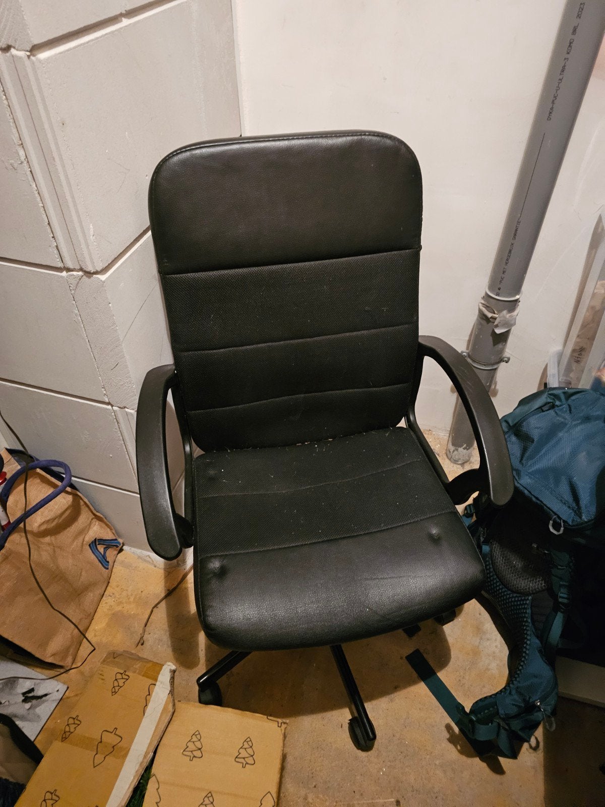 Zwart Bureau en Bureaustoel, Ophalen, Zwart