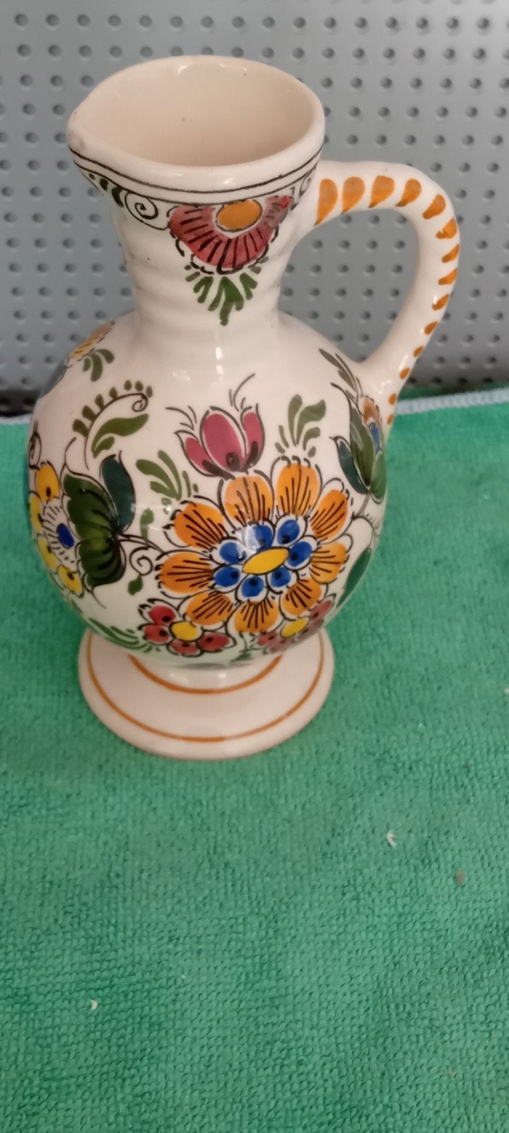 VELSEN Sassenheim.  Mooi gaaf kannetje., Ophalen of Verzenden