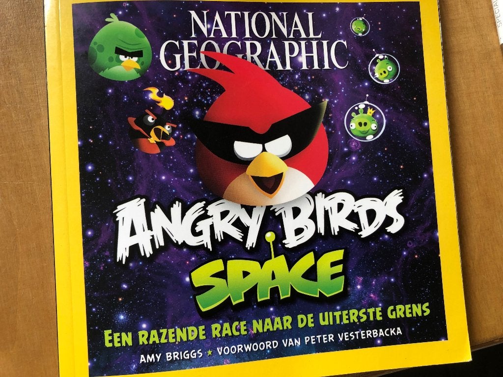 Als nieuw! Boek Angry Birds Space, Europa overig, Ophalen of Verzenden, Zo goed als nieuw, Amy Briggs