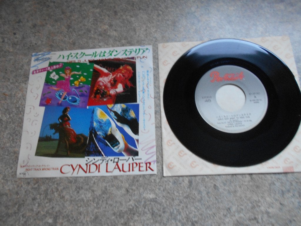 Cyndi Lauper Single - Girls Just Want To Have Fun-Japan-1984, 7 inch, Ophalen of Verzenden, Zo goed als nieuw, Pop