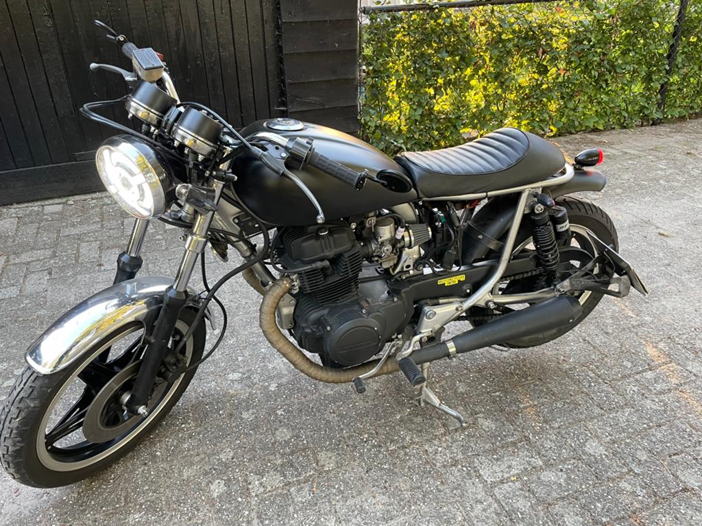Honda CM 400T caferacer te koop, Motoren, Gebruikt, Particulier, Overig, 12 t/m 35 kW