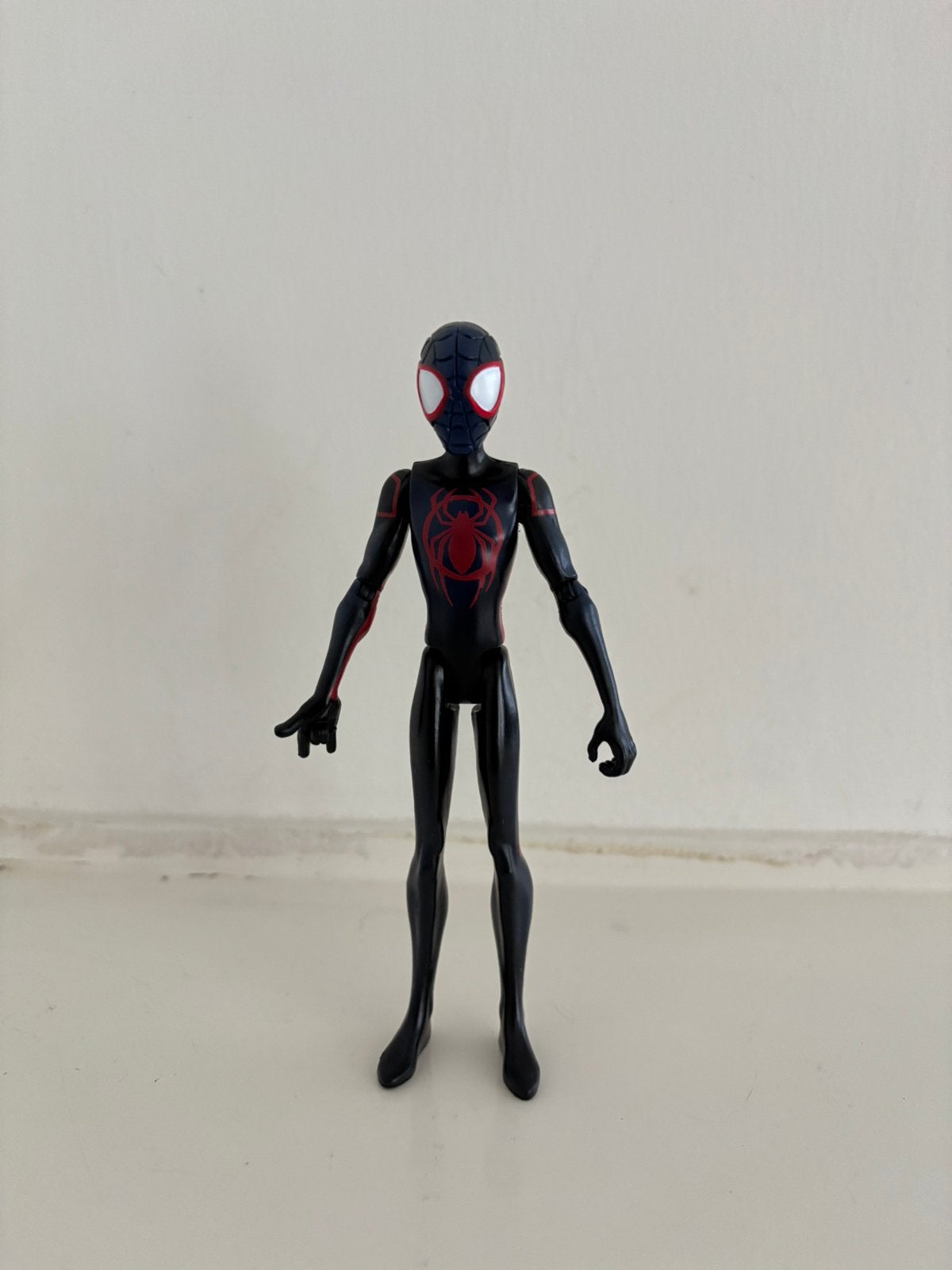 Spider-Man actie figuur Miles Morales, Kinderen en Baby's, Speelgoed | Actiefiguren, Ophalen of Verzenden, Zo goed als nieuw