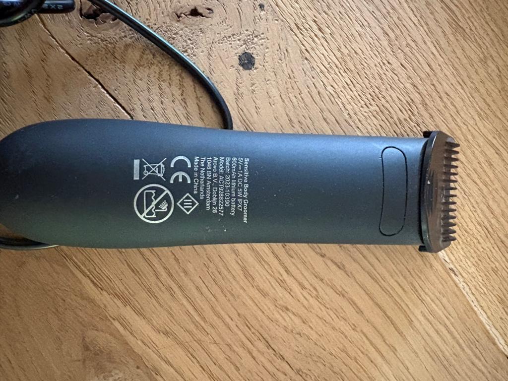 Sensitive Body Groomer - Zo goed als nieuw, Ophalen of Verzenden, Zo goed als nieuw, Scheren en Epileren