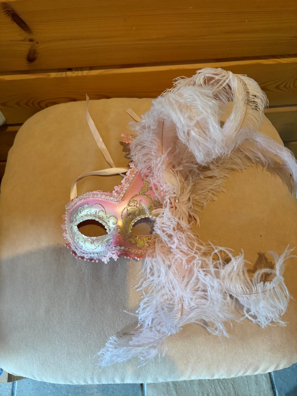 Masker venezia  roze original hand painted, Ophalen of Verzenden, Zo goed als nieuw, Carnaval, Accessoires