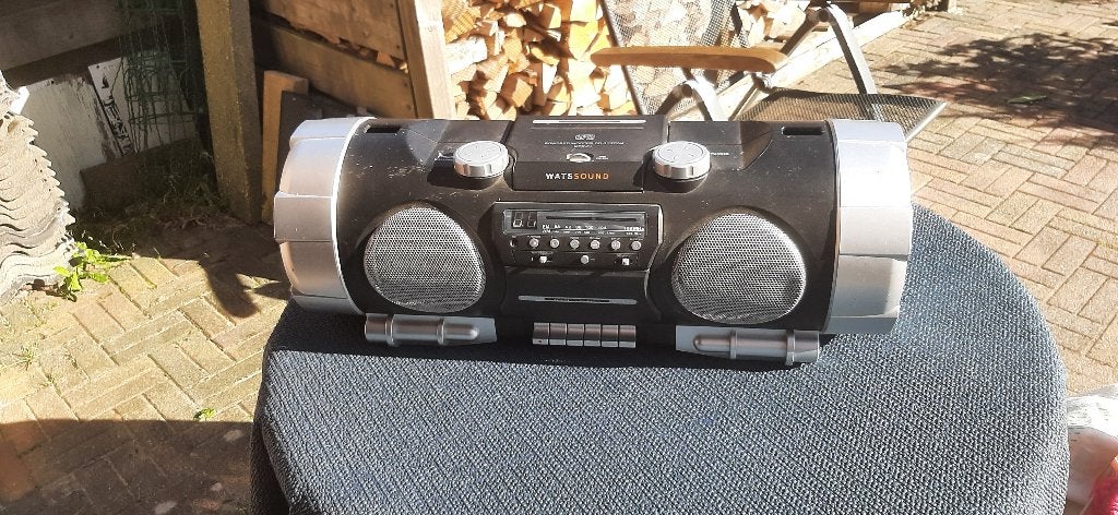 soundblaster met radio, CD speler en Casettedesk, Audio, Tv en Foto, Ophalen of Verzenden, Zo goed als nieuw, Overige merken, Met radio