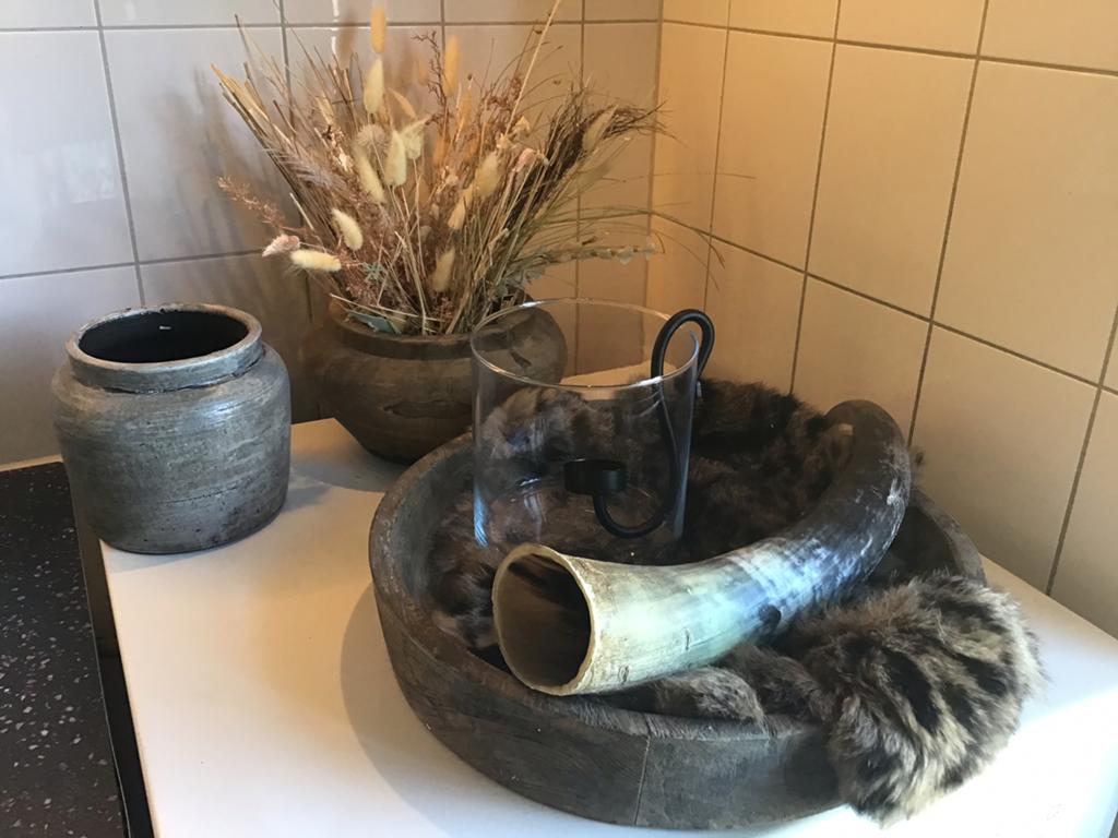 Houten bak met accessoires en 2 potten, Ophalen, Gebruikt