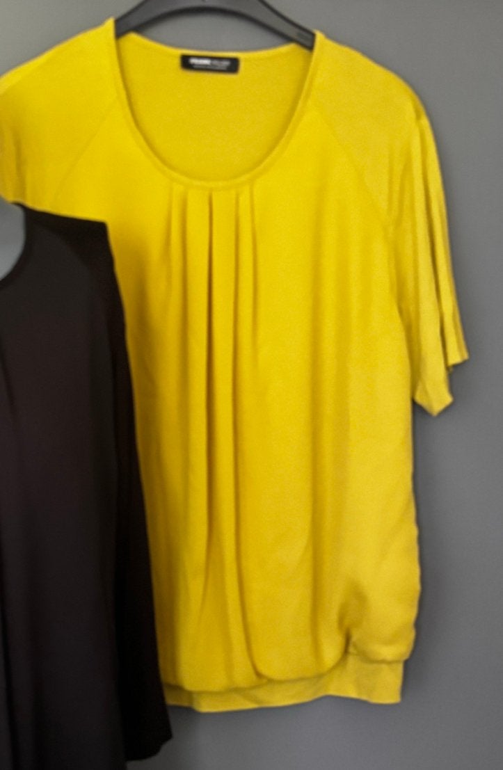 Mosterdgele top, shirt, t-shirt, blouse Frank Walder maat 42, ., Geel, Maat 42/44 (L), Ophalen of Verzenden