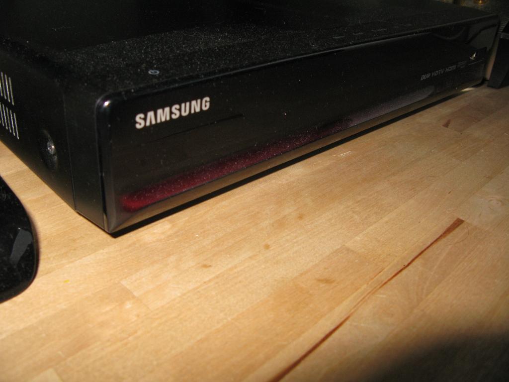 Samsung mediabox met 500gb voor ziggo, Ophalen of Verzenden, Zo goed als nieuw