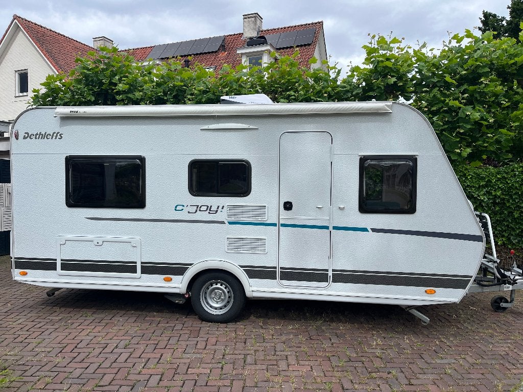 Dethleffs C'Joy 460 LE (2021) Airco, Mover, Fietsrek 1e eig., Treinzit, Particulier, Schokbreker, 2 aparte bedden