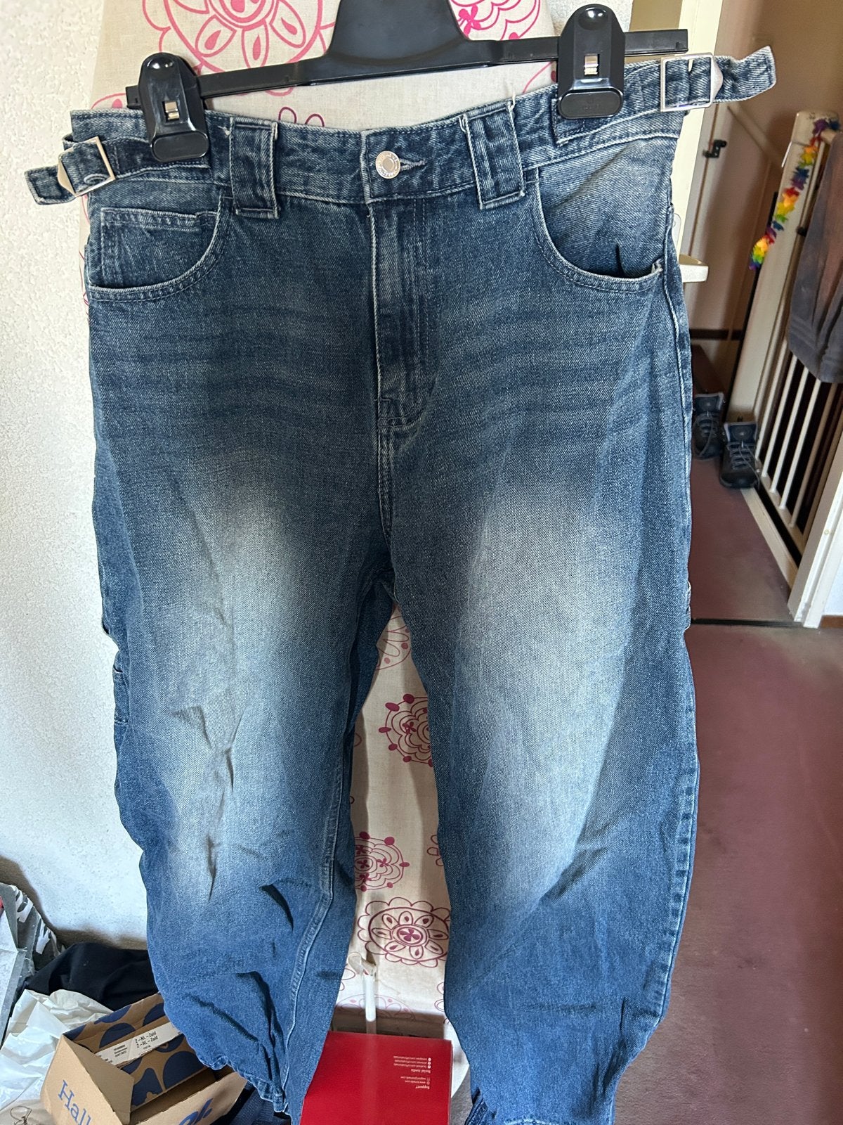 Bershka balloon jeans maat M, Ophalen of Verzenden, Zo goed als nieuw, Blauw, W30 - W32 (confectie 38/40)