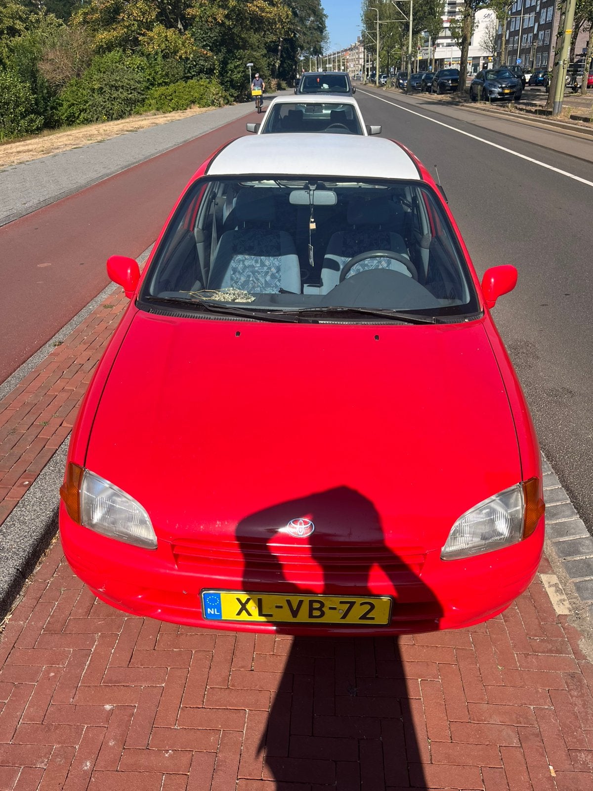 Toyota Starlet 1.3 16V AUT nieuwe apk/facelift, Auto's, Toyota, 74 pk, 4 cilinders, 400 kg, Origineel Nederlands