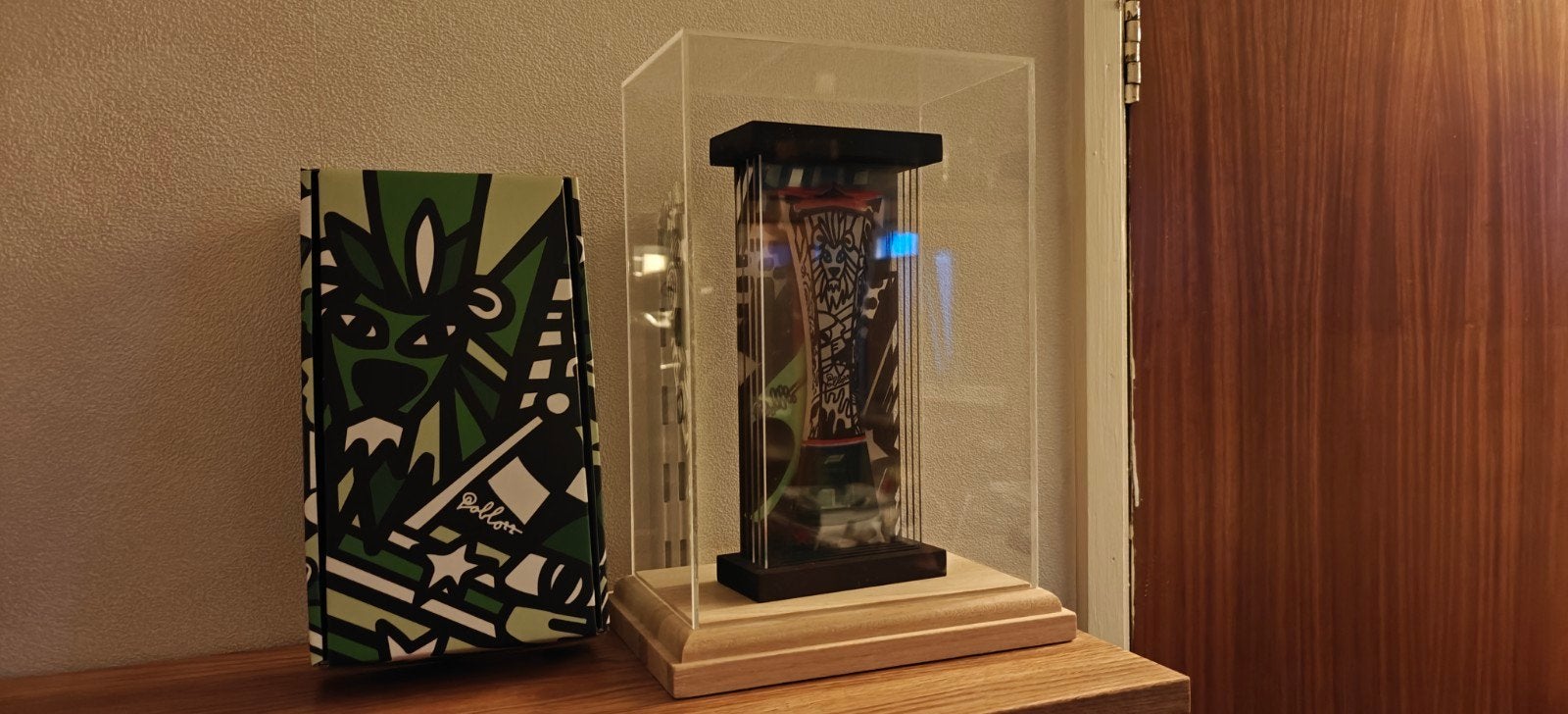 Max Verstappen Zandvoort Troffee Beker in luxe vitrine, Ophalen of Verzenden, Zo goed als nieuw, Formule 1