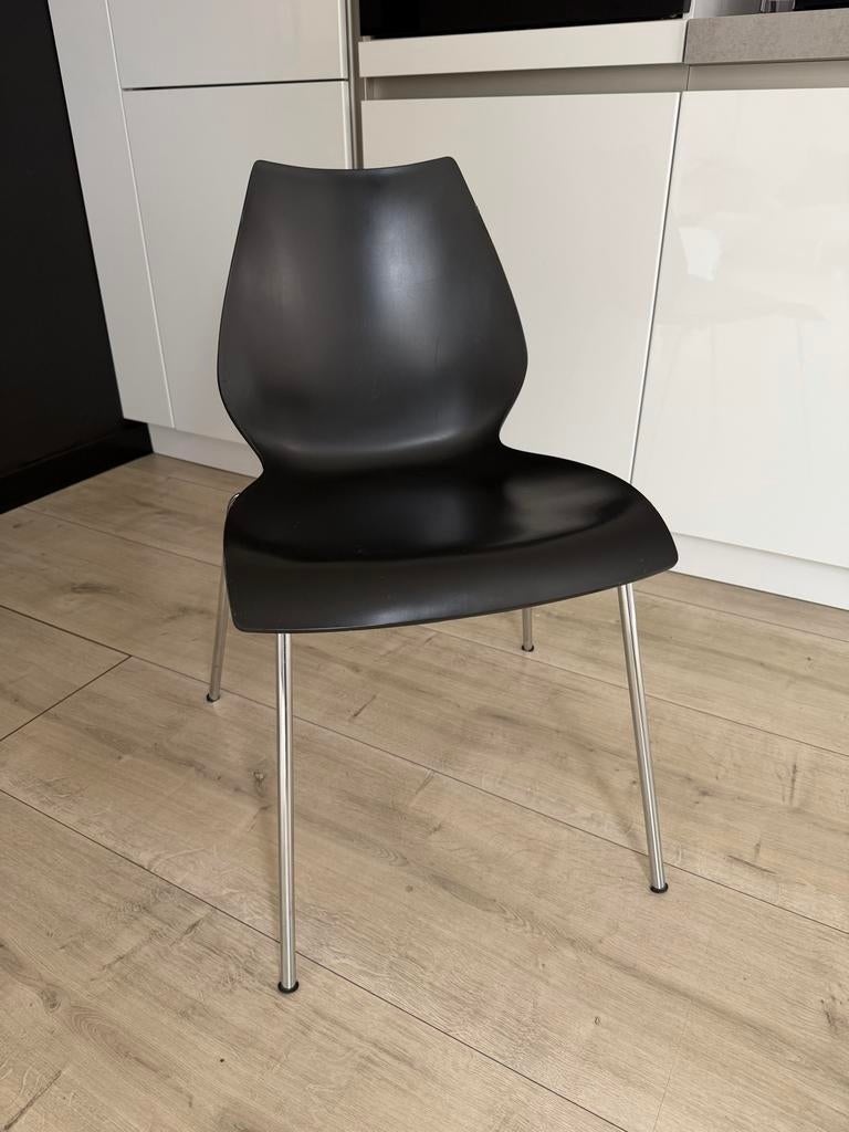 Kartell Maui Stoel - Zwart met Chroom Onderstel, Huis en Inrichting, Ophalen, Kunststof, Gebruikt, Zwart