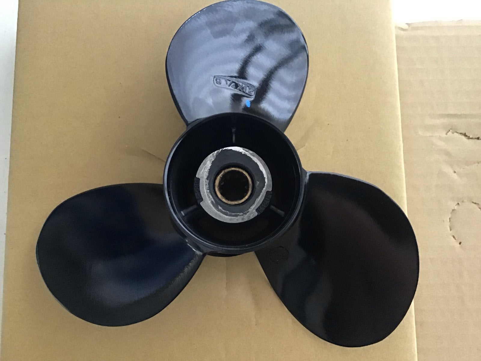 Suzuki buitenboordmotor propeller 9 1/4 x 12, Ophalen of Verzenden, Gebruikt, Motor en Techniek
