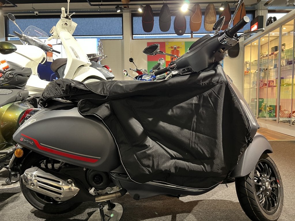 Vespa Sprint primavera beenkleed 605576M010, Niet ingevuld, Niet ingevuld, Nieuw, Ophalen of Verzenden