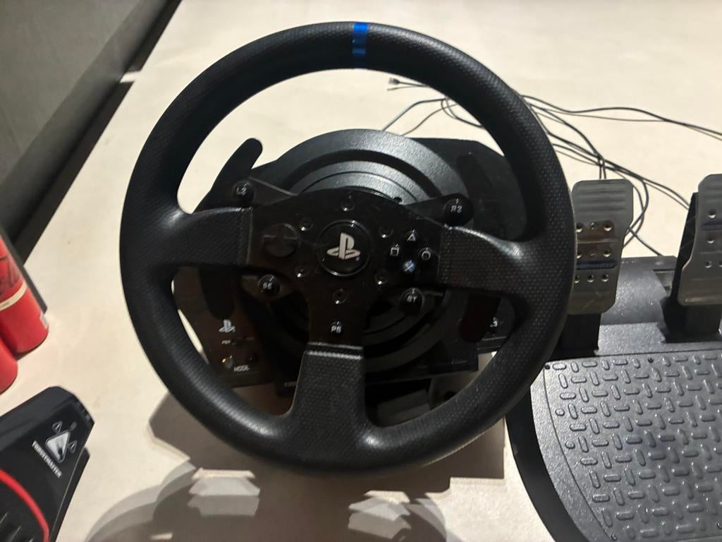 Thrustmaster t300 met ferarri f1 add-on en H-schakelpook., Spelcomputers en Games, Spelcomputers | Sony PlayStation Consoles | Accessoires