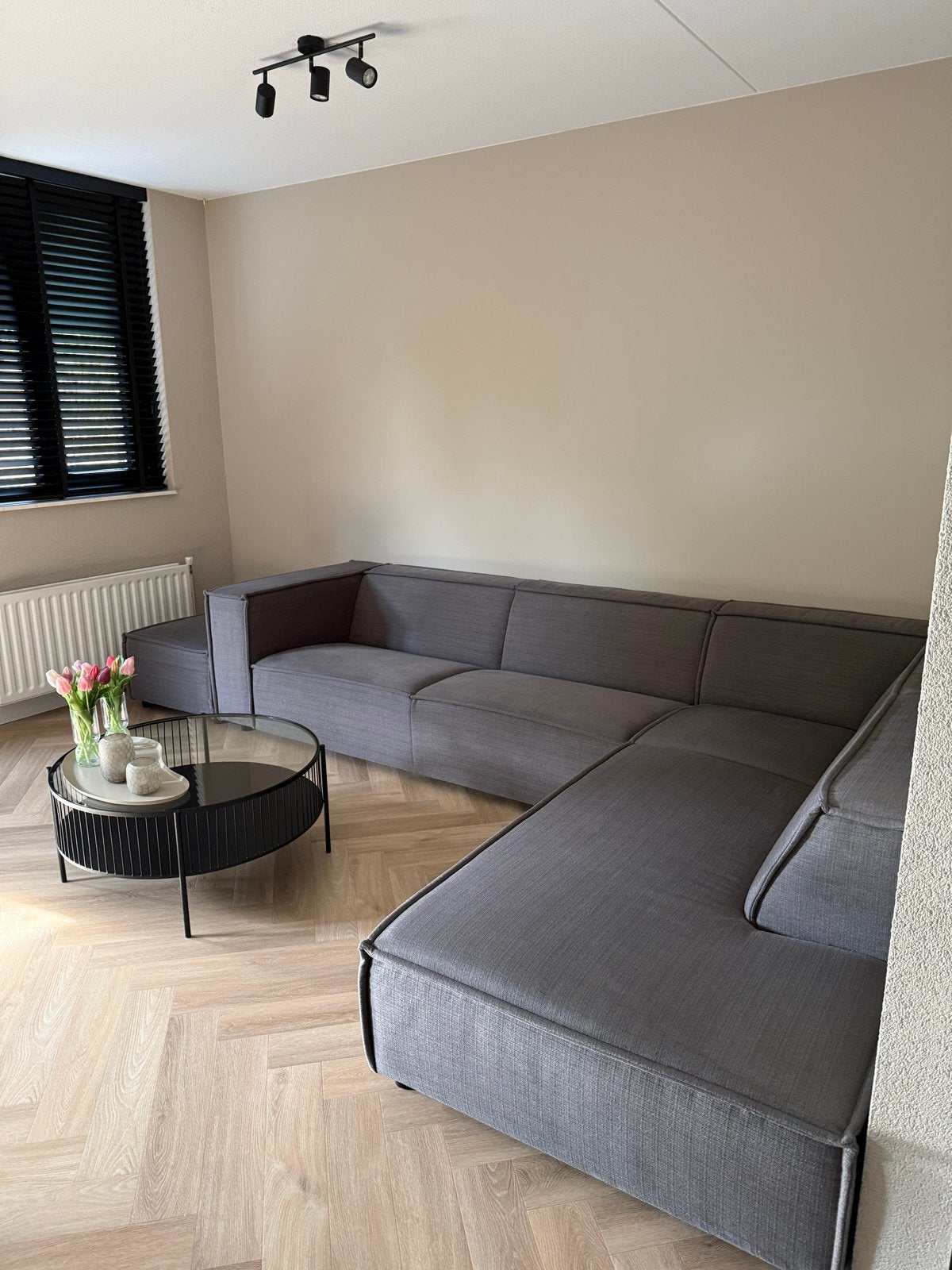 By SIDDE Hoekbank Sommer + Hocker, Huis en Inrichting, Ophalen, Zo goed als nieuw, Stof, Modern