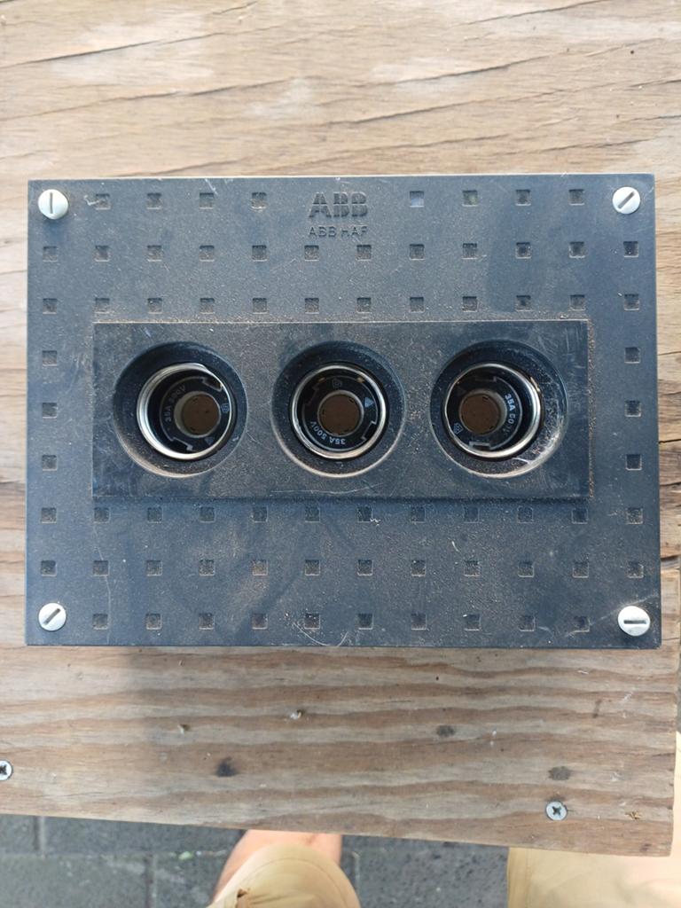 ABB ABB HAF 3-fase zekeringhouder, Ophalen of Verzenden, Gebruikt, Overige typen