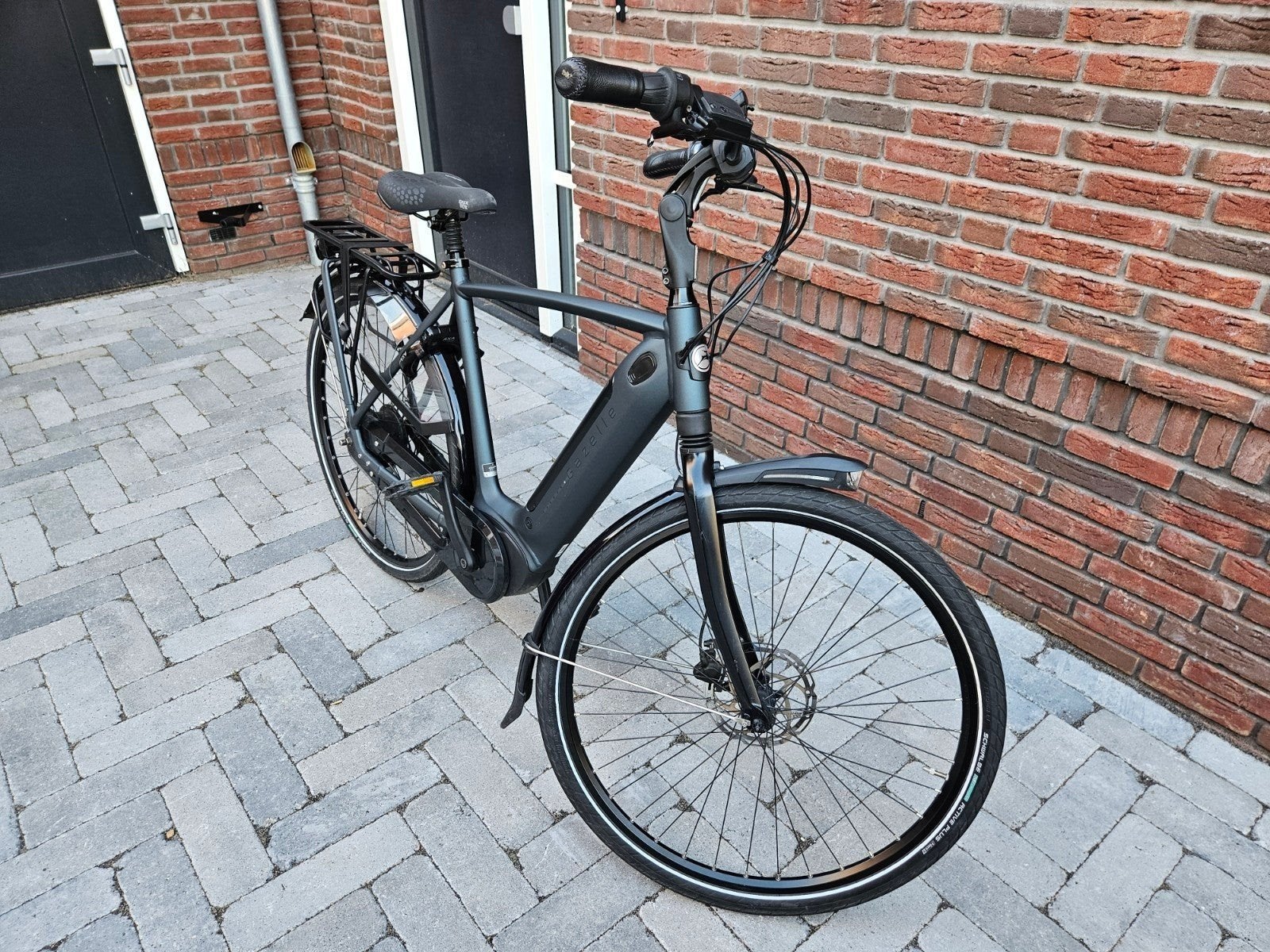Gazelle Grenoble C380 HMB, 3 jaar oud. Maat 57. Ook als set., Ophalen, Versnellingen, Zo goed als nieuw, Schijfrem