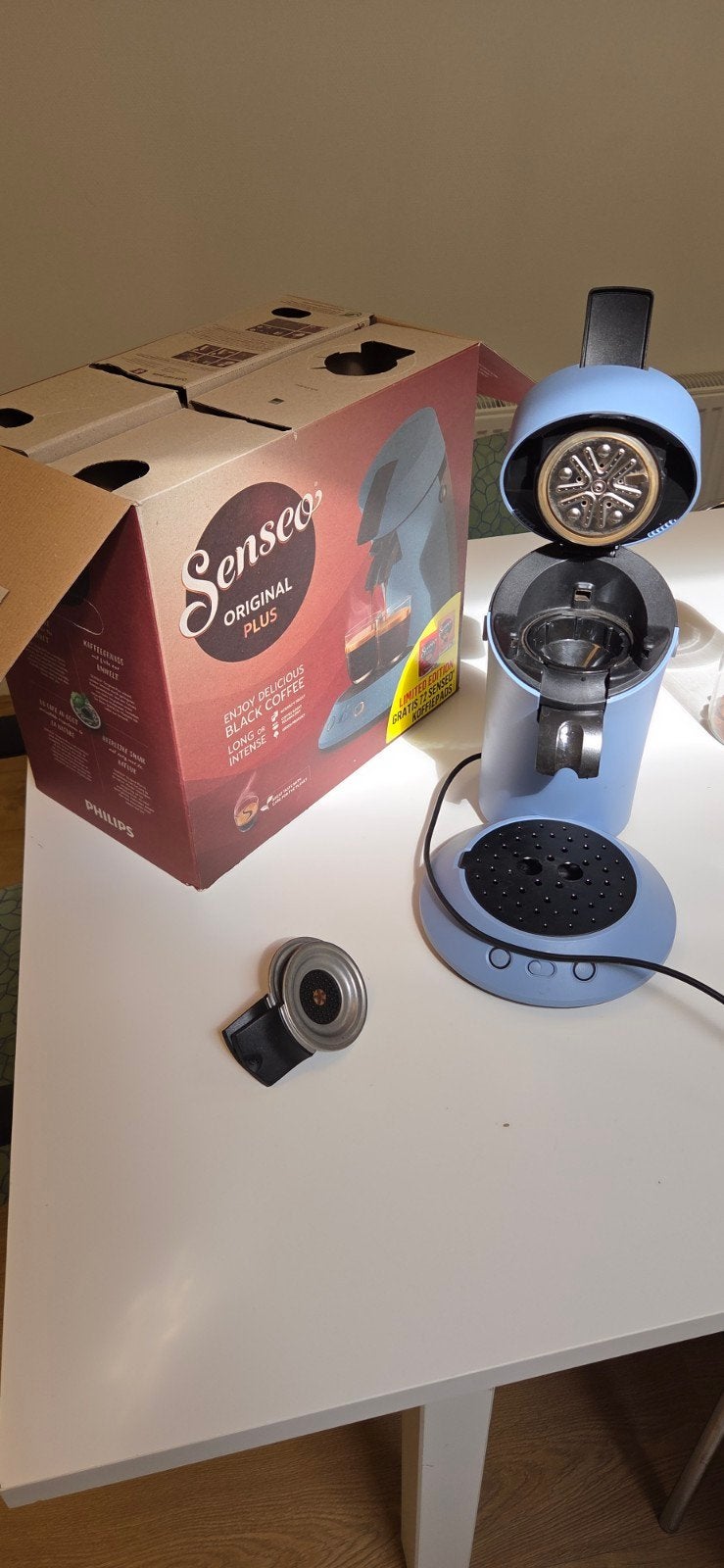 Philips Senseo, Witgoed en Apparatuur, Koffiezetapparaten, Ophalen, Overige modellen, Zo goed als nieuw, Koffiepads en cups