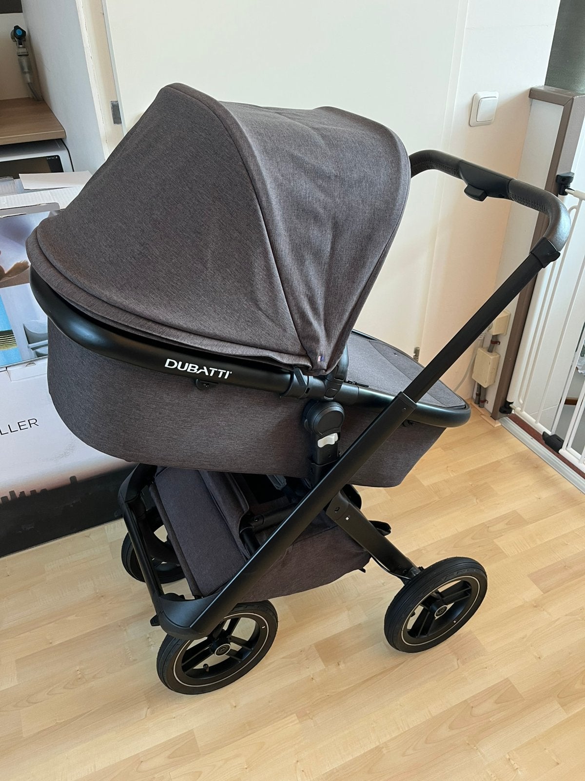 Dubatti One Kinderwagen - Zo goed als nieuw, Luchtbanden, Zo goed als nieuw, Combiwagen, Ophalen