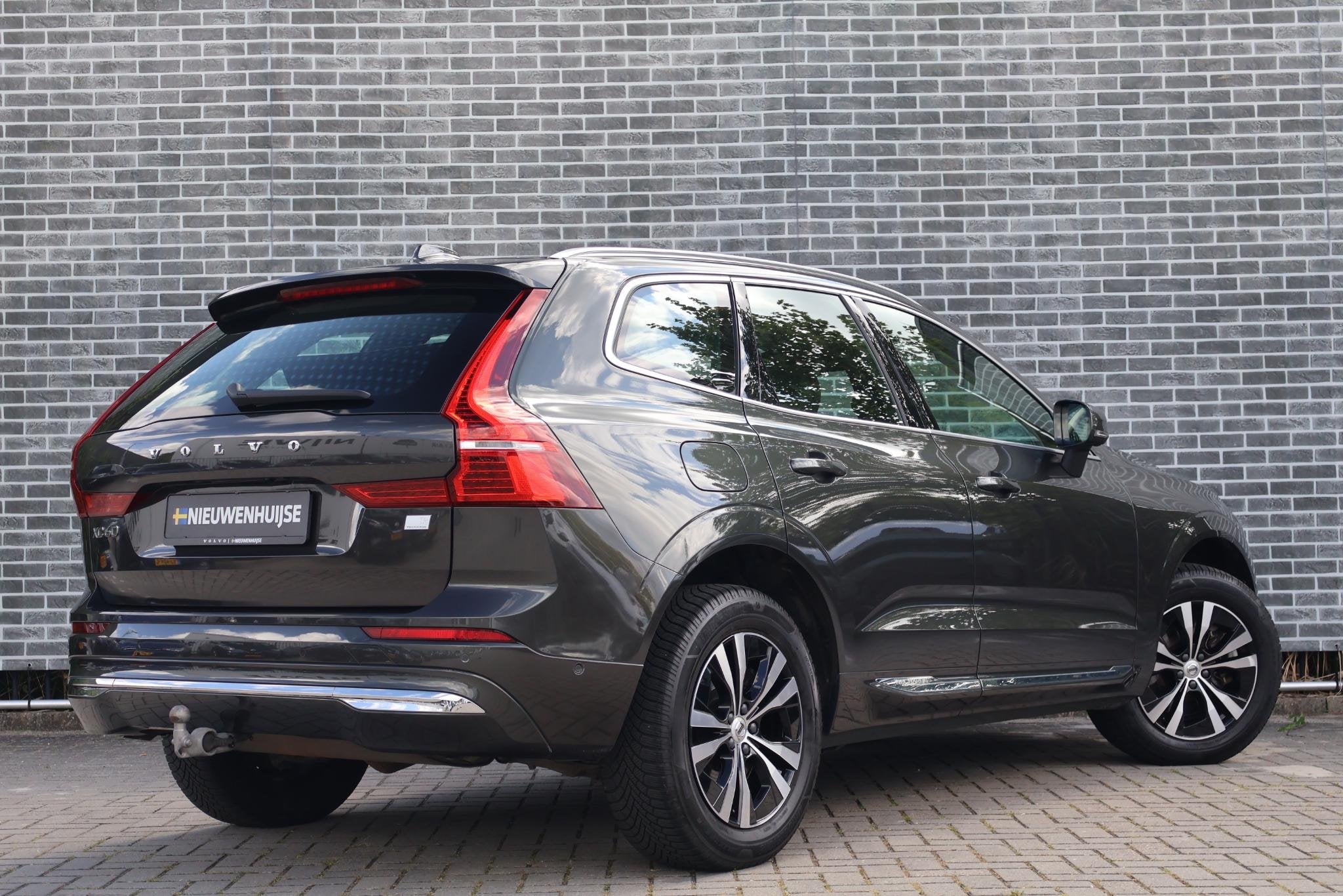 Volvo XC60 2.0 T6 Plug-in Hybrid AWD Inscription Expression, Auto's, Gebruikt, Euro 6, 4 cilinders, XC60