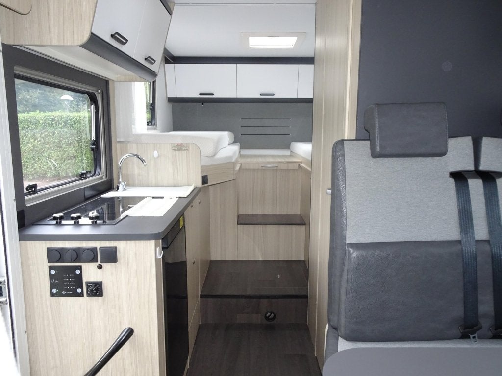 Super nette Adria Sun Living S70SL, Caravans en Kamperen, Campers, Ringverwarming, Bedrijf, ABS, Luifel