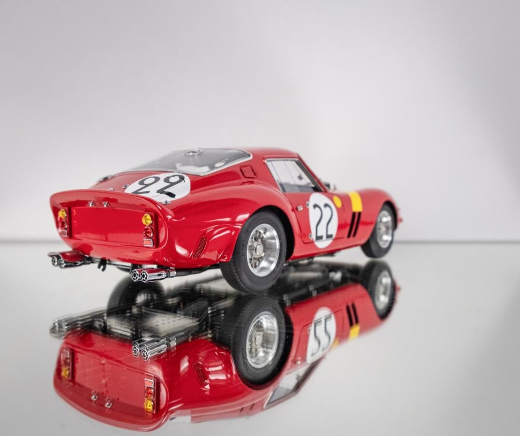 CMC Ferrari 250 GTO Le Mans 1962, Ophalen of Verzenden, Zo goed als nieuw, Auto, Overige merken