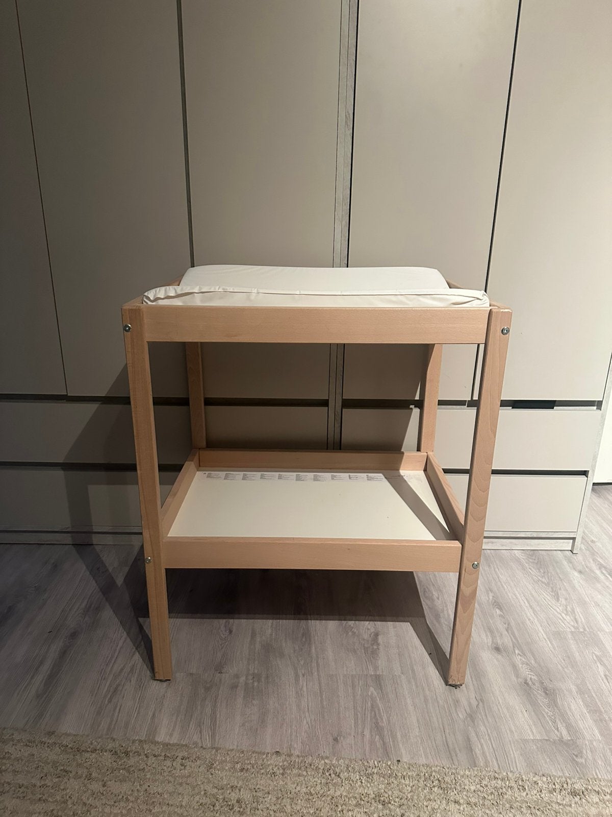 Verschoningstafel met bijbehorende kussen, Kinderen en Baby's, Ophalen, Zo goed als nieuw, Overige typen
