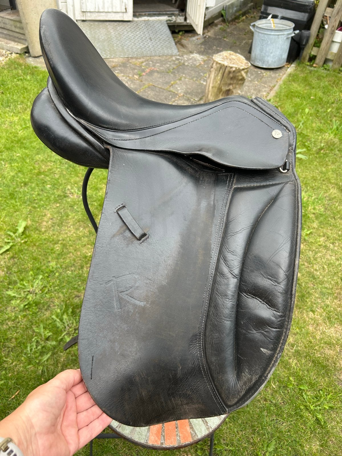Rossner dressuurzadel 17”, Dieren en Toebehoren, Paarden en Pony's | Zadels, Ophalen, Dressuur
