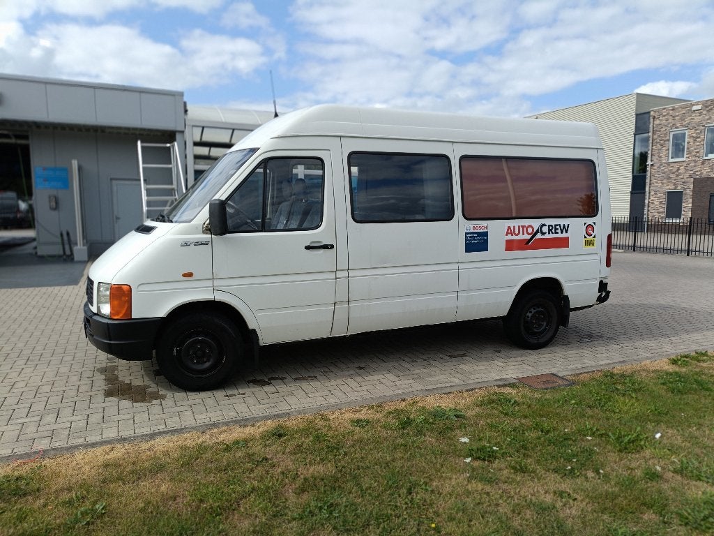 VolkswagenLT 35  1997 204500, 13 km/l, Zwart, 4 cilinders, Volkswagen