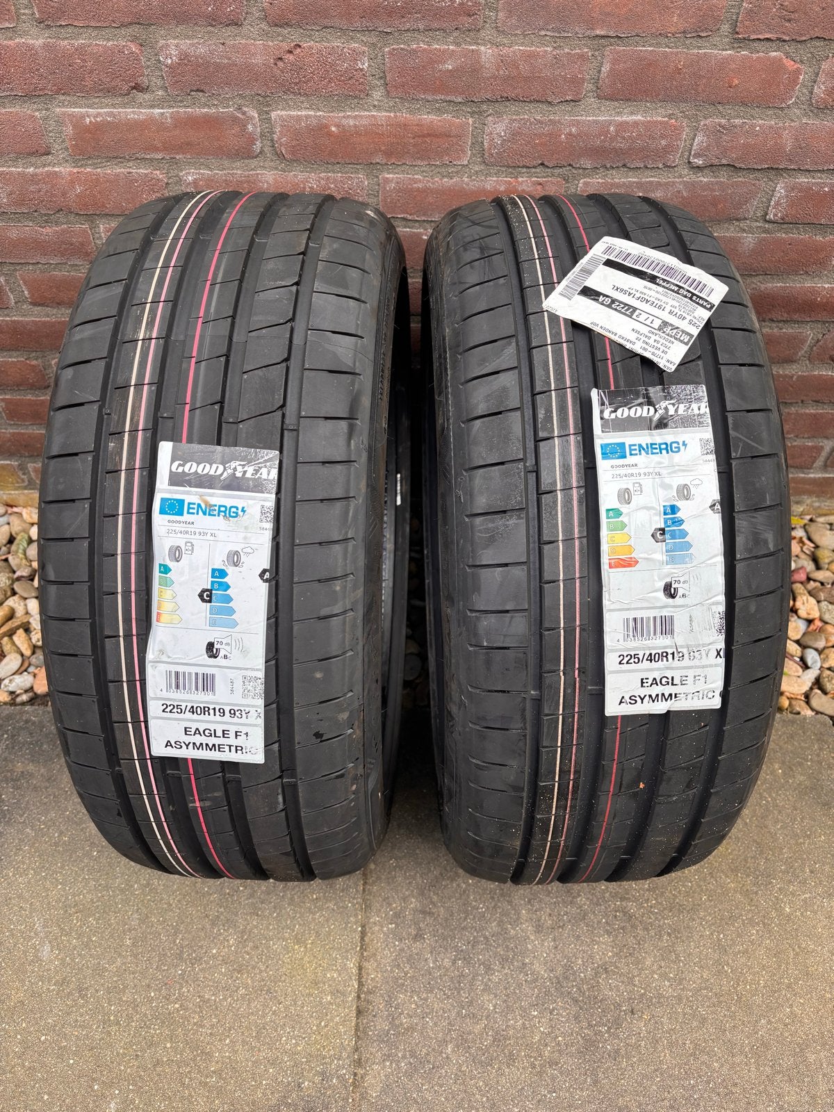 2x Goodyear Eagle F1 255/40R19 93Y Zomerbanden, Auto-onderdelen, 255 mm, Nieuw, Band(en), Personenwagen