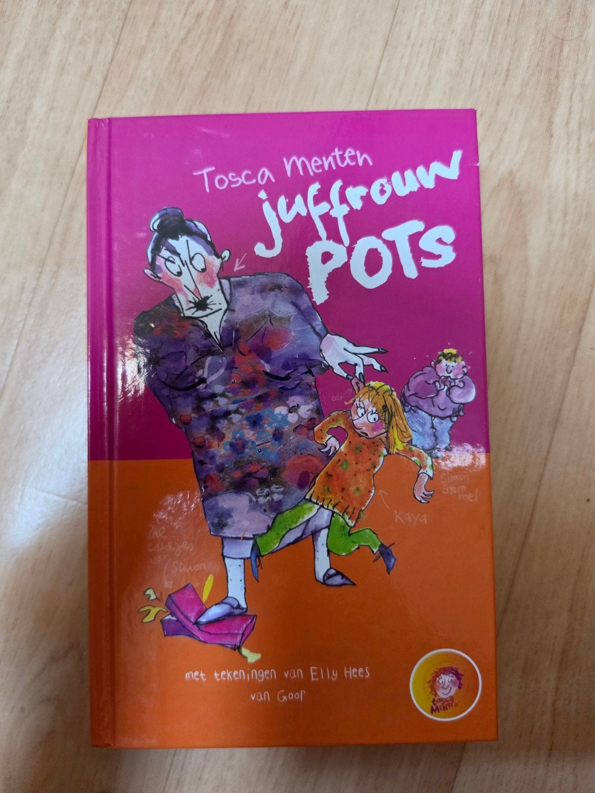 Juffrouw Pots - Tosca Menten (Kinderboek), Ophalen of Verzenden, Gelezen, Tosca Menten, Fictie