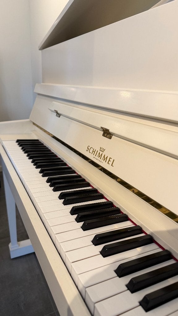 Schimmel 113, Bruin, Ophalen of Verzenden, Zo goed als nieuw, Piano
