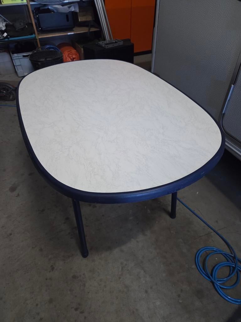 Macalit camping tafel ovaal blauw met grijs blad, Caravans en Kamperen, Ophalen