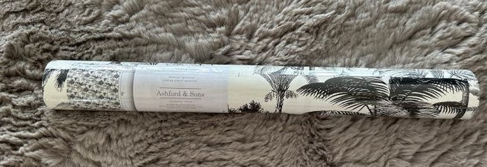 Vliesbehang Ashford & Sons - Zwart-witte palmprint, Bladeren, Overige merken, Zwart, Ophalen of Verzenden