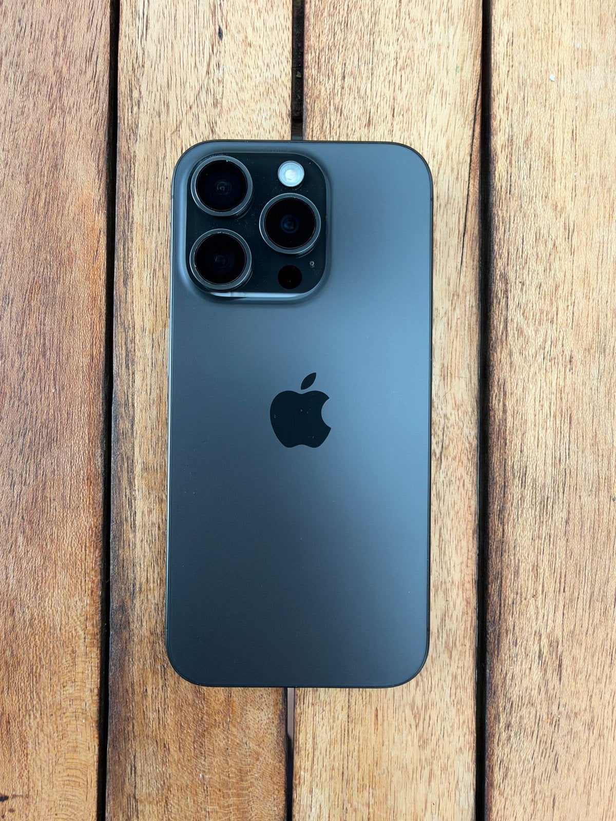 Foto 2 van Iphone 15 pro