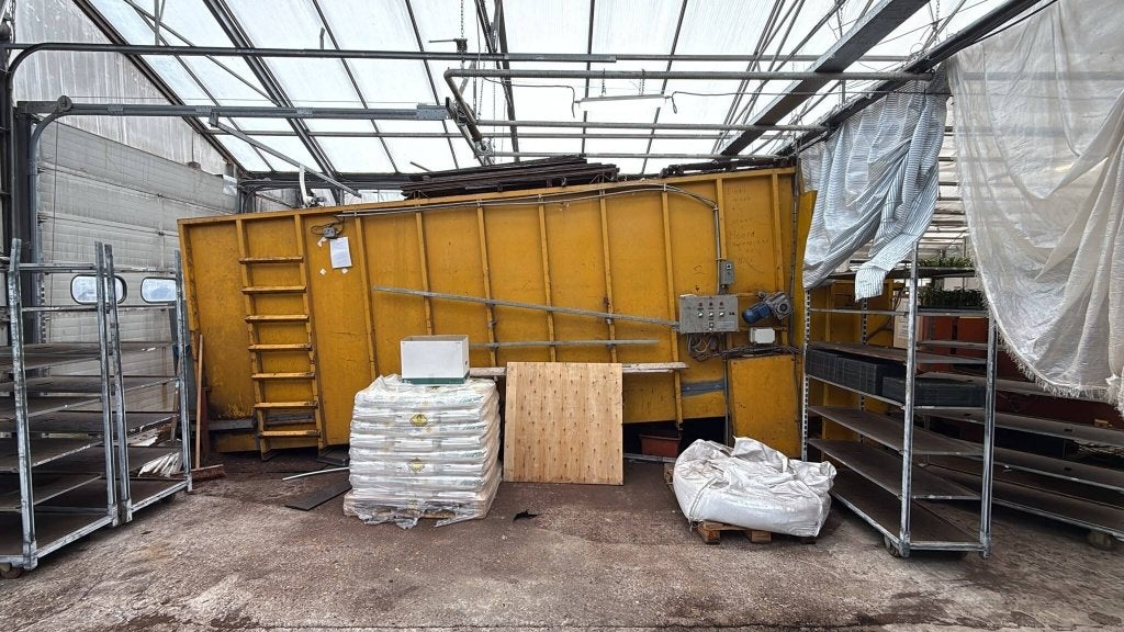 Te koop potgrondbunker voorraadbunker met transportband 7x3m, Ophalen of Verzenden, Bollenteelt