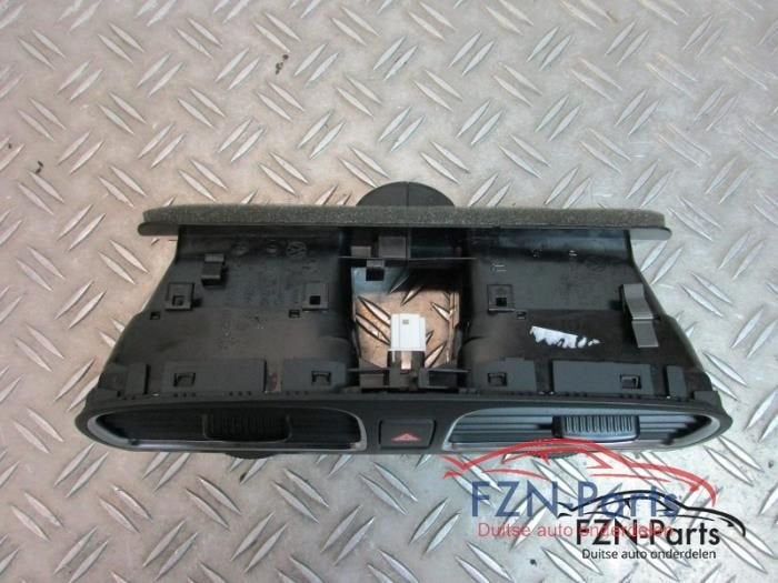 Luchtrooster Dashboard Volkswagen Golf (22735904) (5K0815735, Auto-onderdelen, Ophalen of Verzenden, Gebruikt