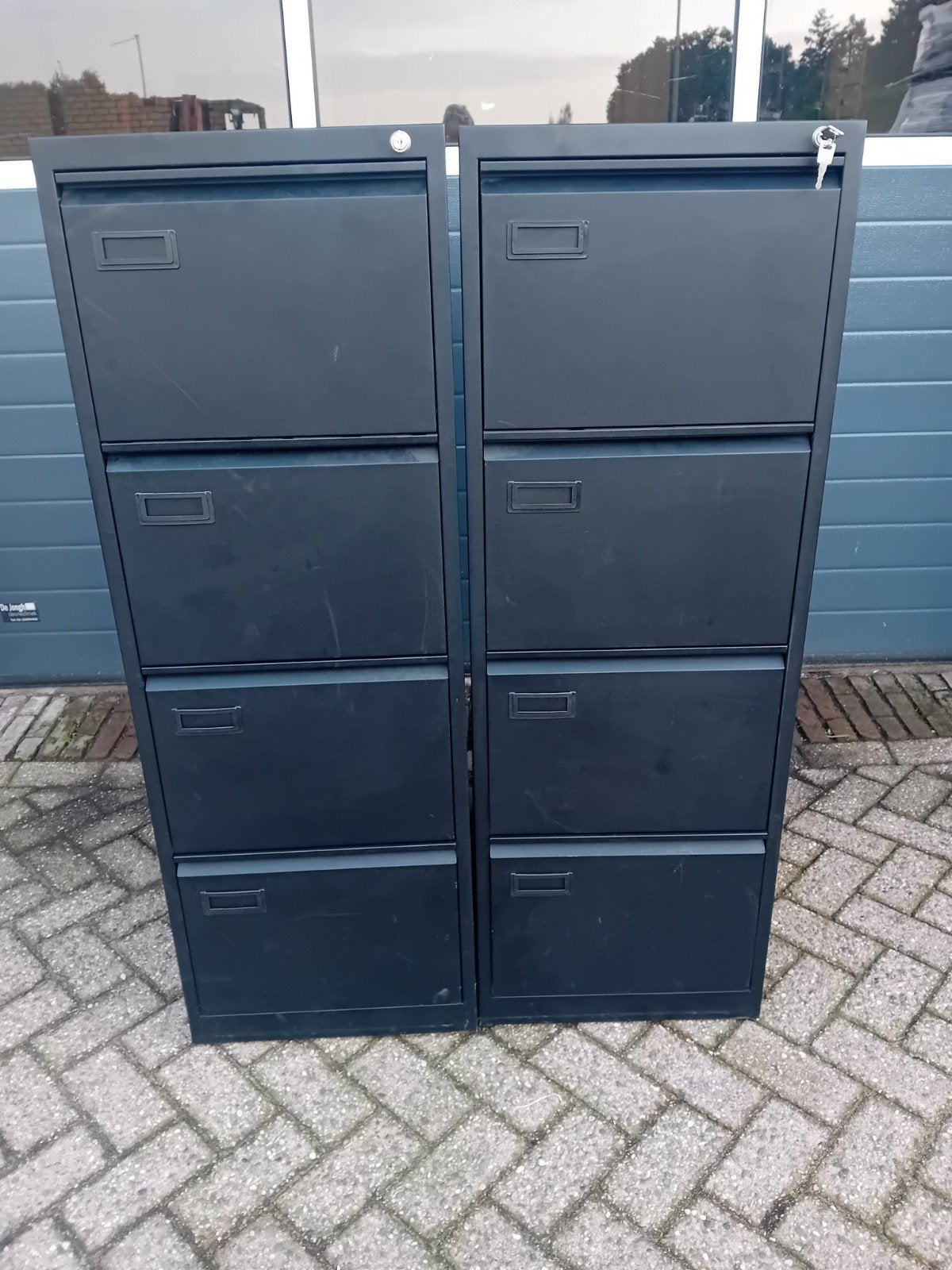 2 laden kasten met 4 lades, sleutel, 46x62x132 cm, Ophalen