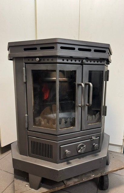 grote RENY houtkachel/ allesbrander in nieuwstaat, Huis en Inrichting, Kachels, Zo goed als nieuw, Vrijstaand, Houtkachel, Hout