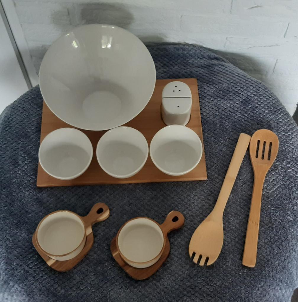Complete Saladeset te koop met gratis 2 tapasschaaltjes, Overige typen, Hout, Nieuw, Ophalen of Verzenden