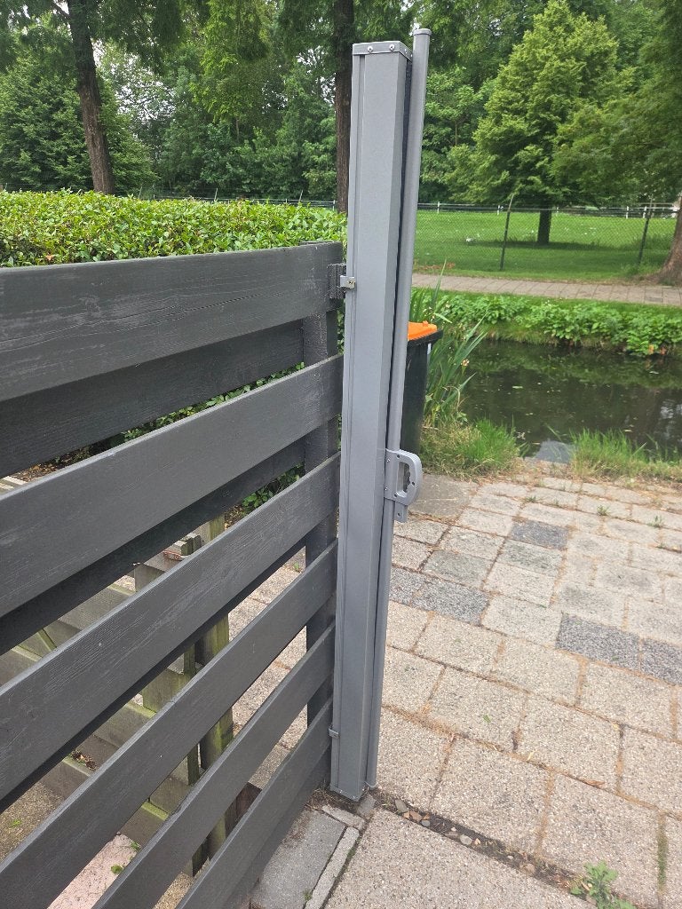 Windscherm koopje weg=weg, Ophalen, Zo goed als nieuw