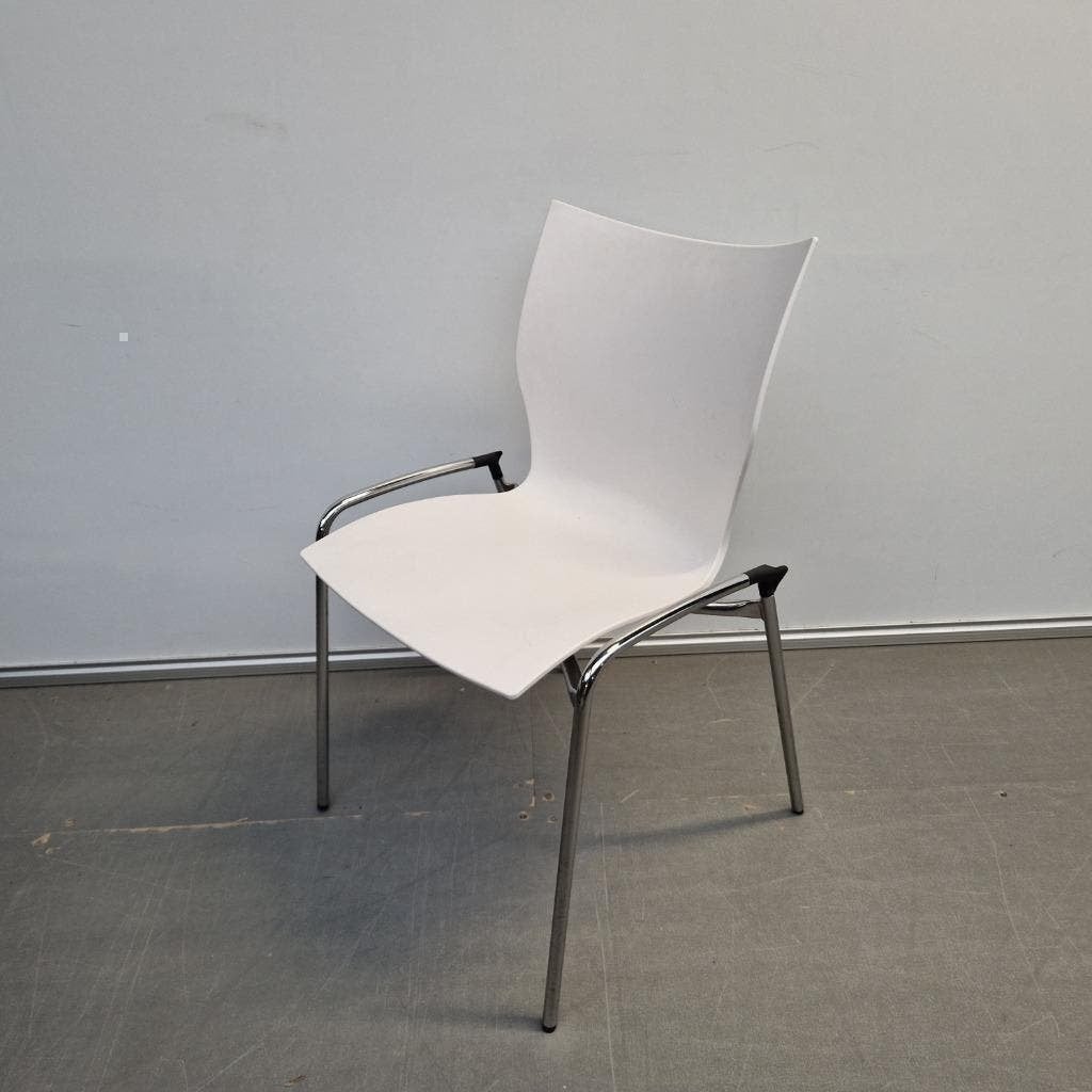 set 2x Casala stoel / kantoorstoelen - kunststof wit, Ophalen, Gebruikt, Kunststof, Vijf, Zes of meer stoelen