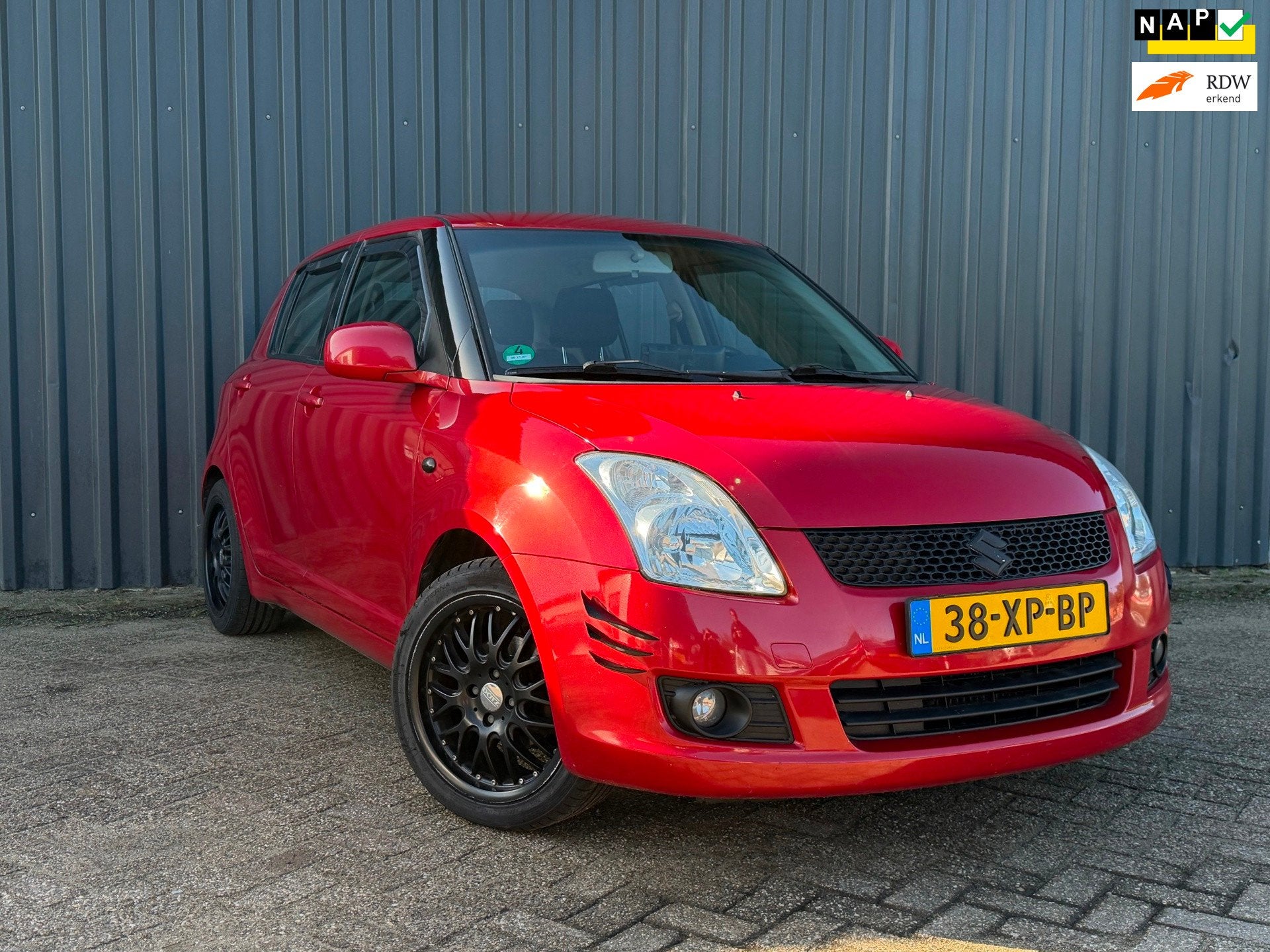 Suzuki Swift 1.3 | 5 Deurs | Airco | Carplay | Apk 08-2027 |, Auto's, Voorwielaandrijving, 400 kg, Swift, Origineel Nederlands